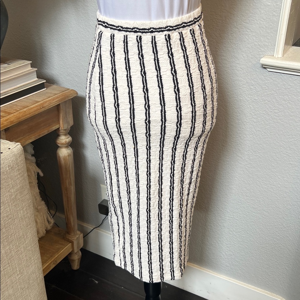 Anthropologie Maeve Black and White Striped Pencil Knee Length Skirt Size XS - Picture 3 of 6
